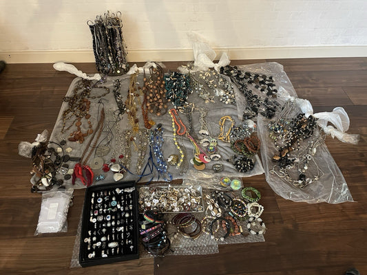 Modeschmuck Konvolut Neuware - Über 500 Teile 13kg