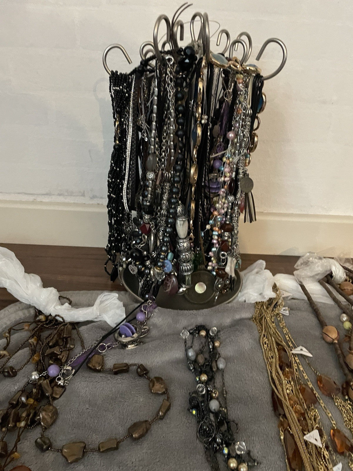 Modeschmuck Konvolut Neuware - Über 500 Teile 13kg
