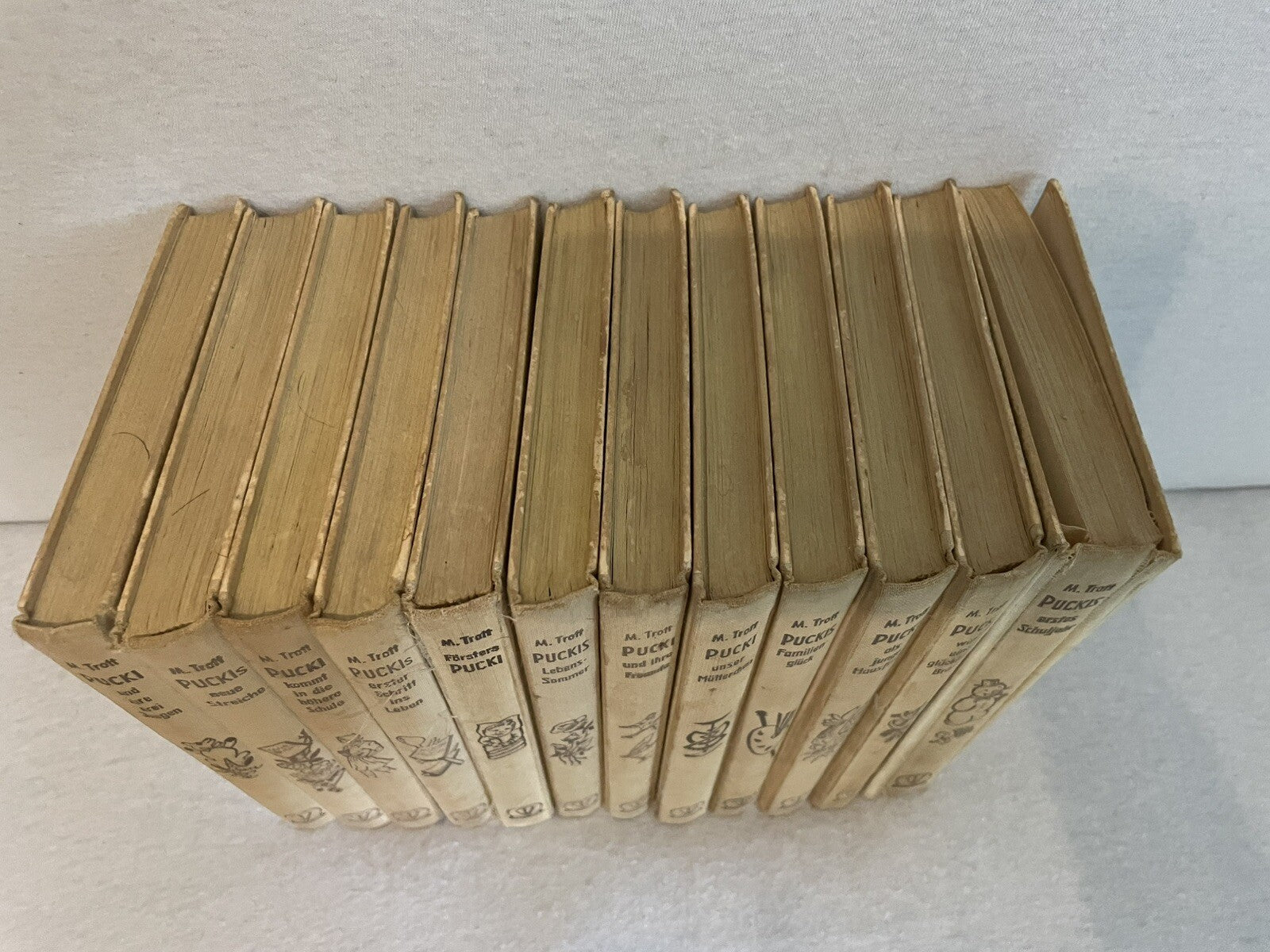 Vintage Pucki-Bücher von Magda Trott – Titania Verlag Stuttgart (1950er Jahre)